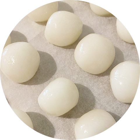 Mochihi 京都の新食感おもちスイーツのお店 Mochihi 京都の新食感おもちスイーツのお店